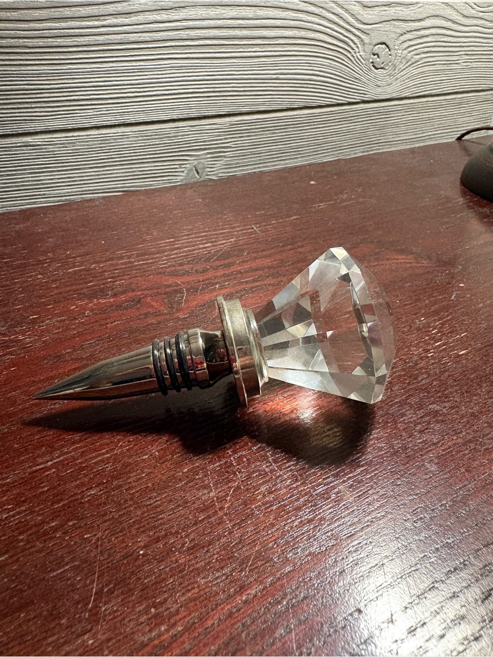 Faceted Crystal Wine Bottle Stopper with Silver-Tone Metal
